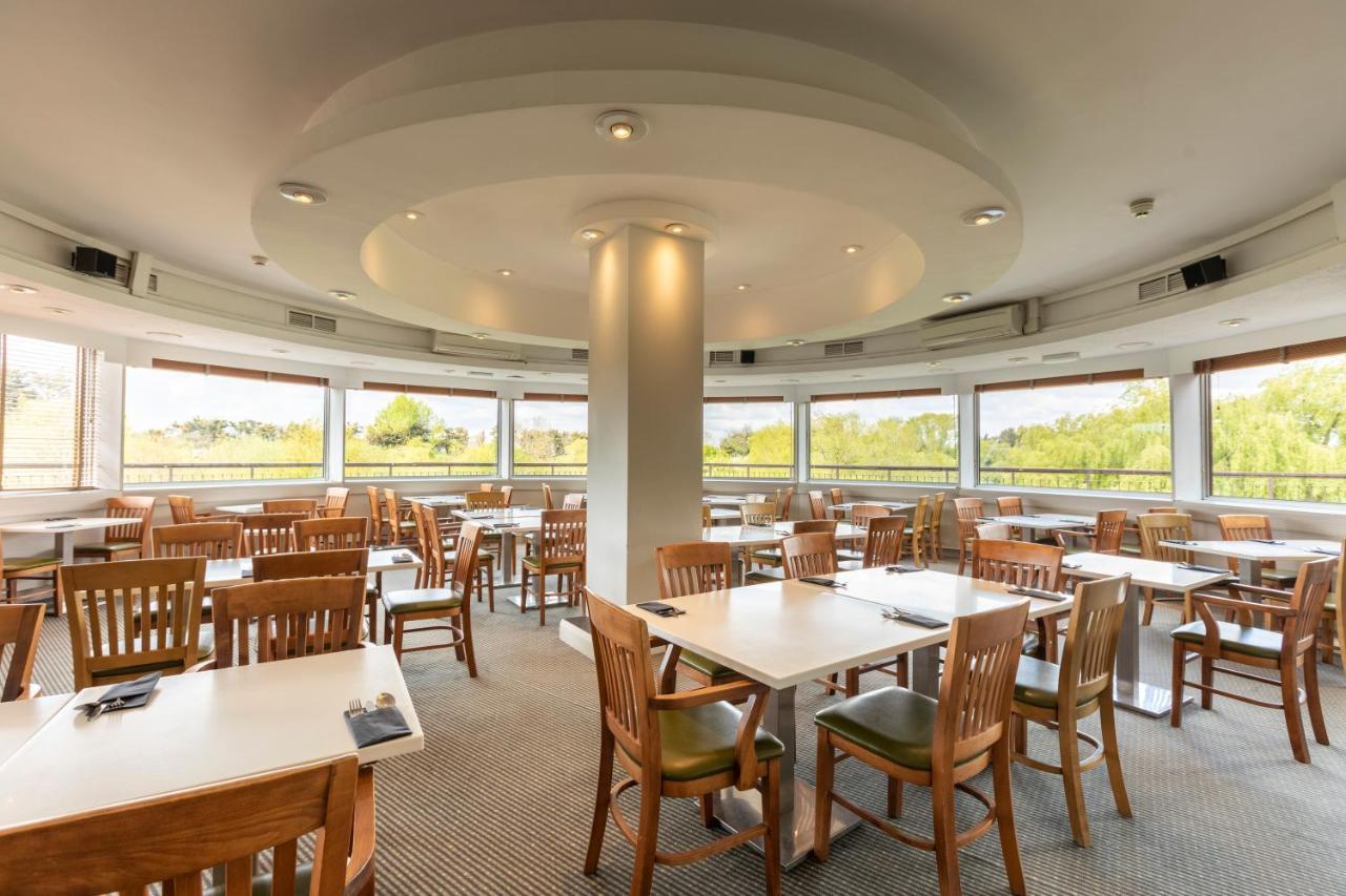 Holiday Inn Basildon By Ihg Basildon (Essex) Exterior foto