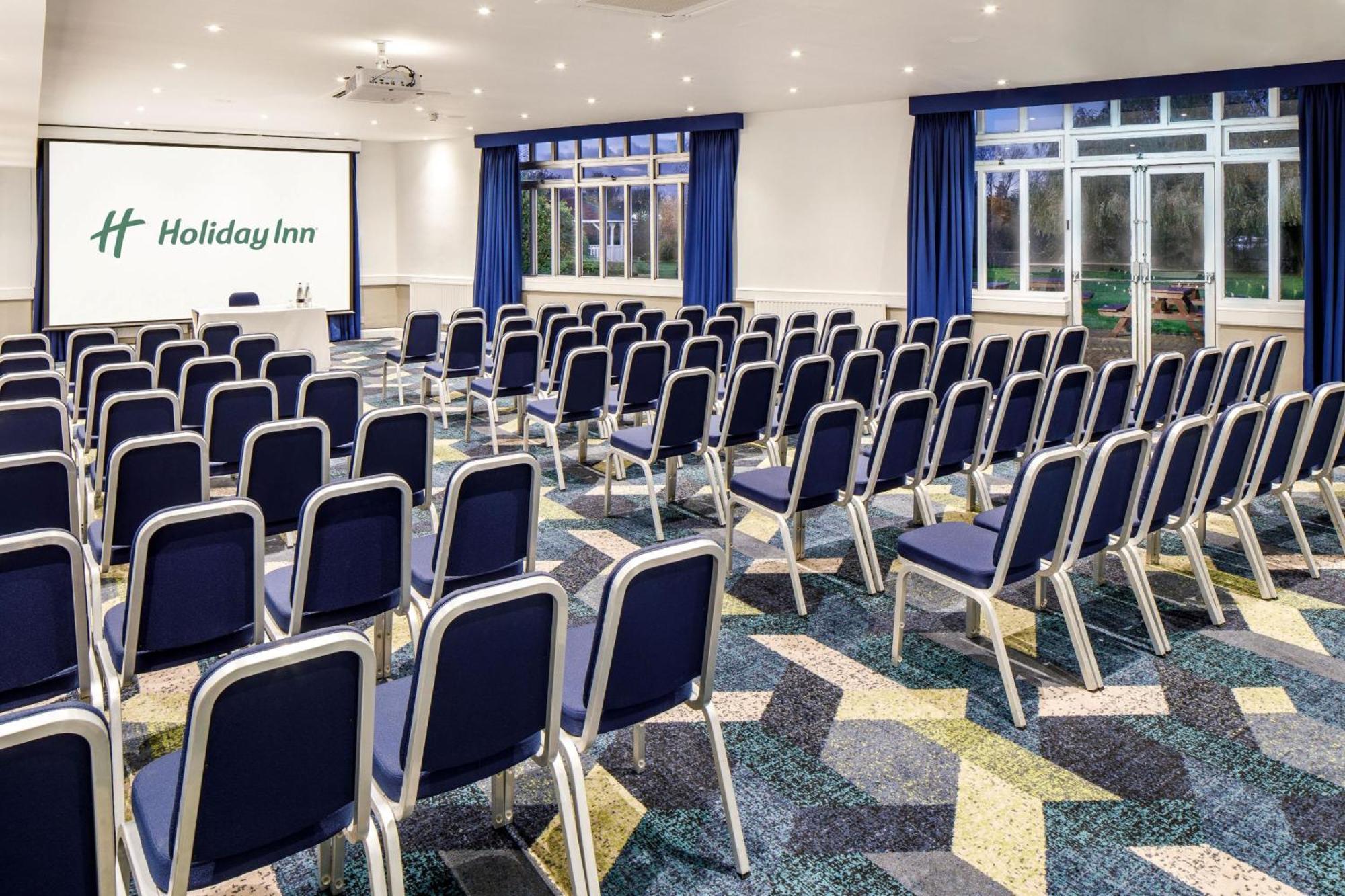 Holiday Inn Basildon By Ihg Basildon (Essex) Exterior foto