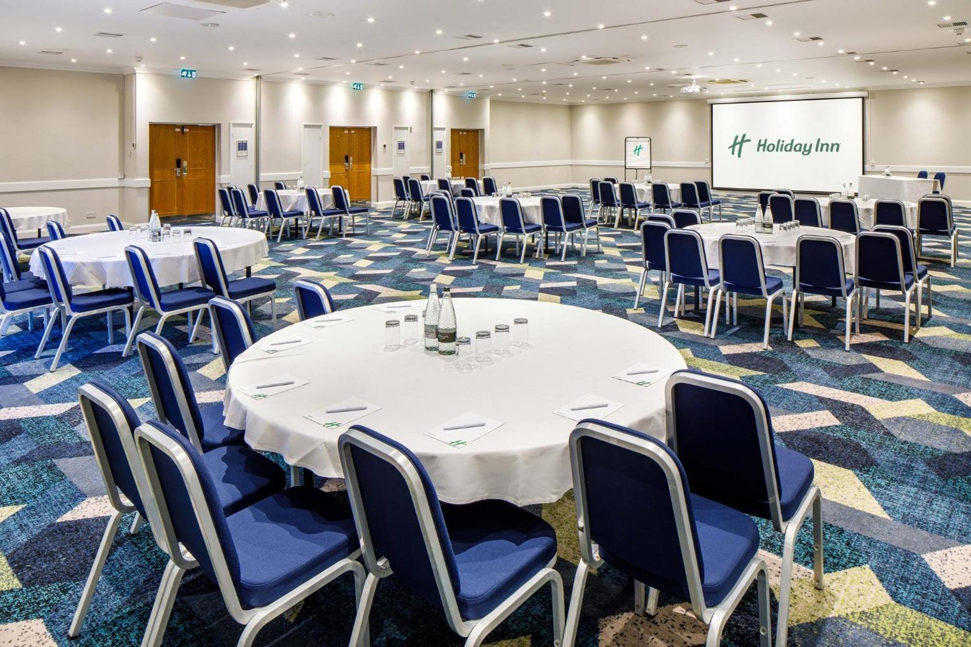 Holiday Inn Basildon By Ihg Basildon (Essex) Exterior foto